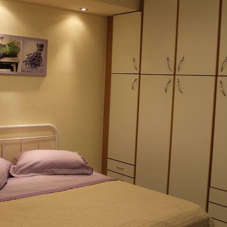 Cozy Studio Apartment In Pireus Exterior photo