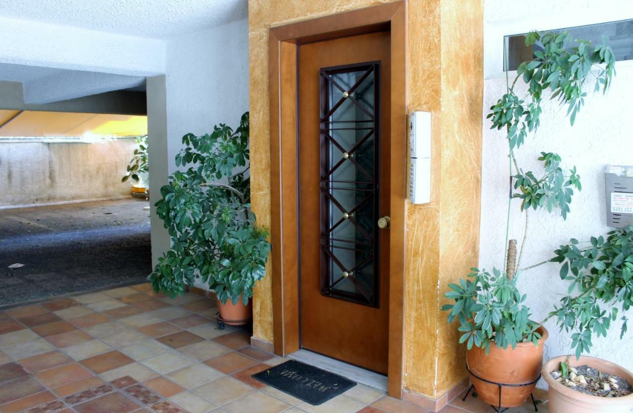 Cozy Studio Apartment In Pireus Exterior photo